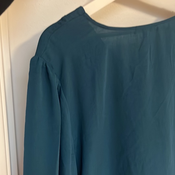 NWT Reitmans turquoise blouse. - Picture 13 of 16